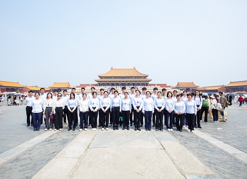 开云官方地址-开云(中国)
组织开展走进故宫博物院活动